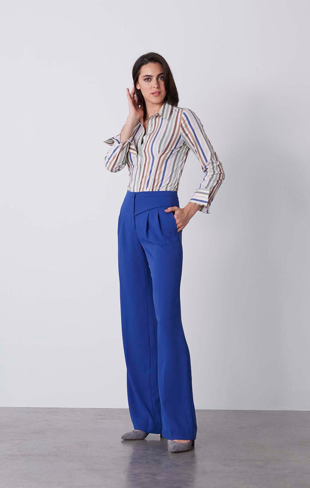 Stratosphere - Pleated Pants In Japanese Crêpe - On Model