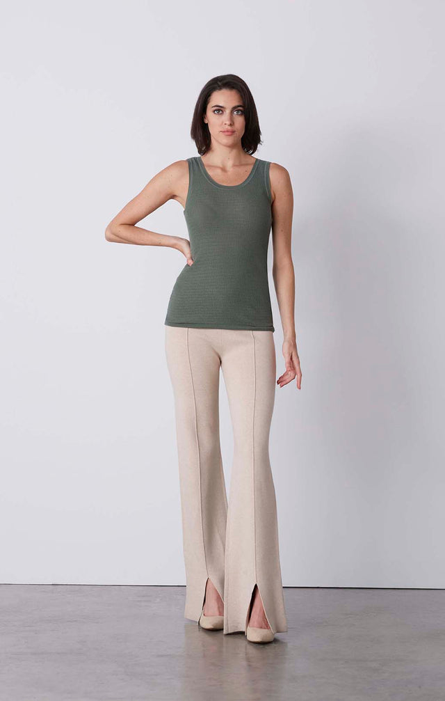 Victorious - Reversible Waffle-Stitch Cashmere Shell - On Model