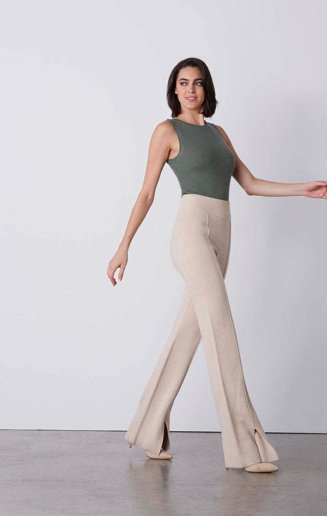 Oculus - Cashmere-Softened Knit Pants - On Model