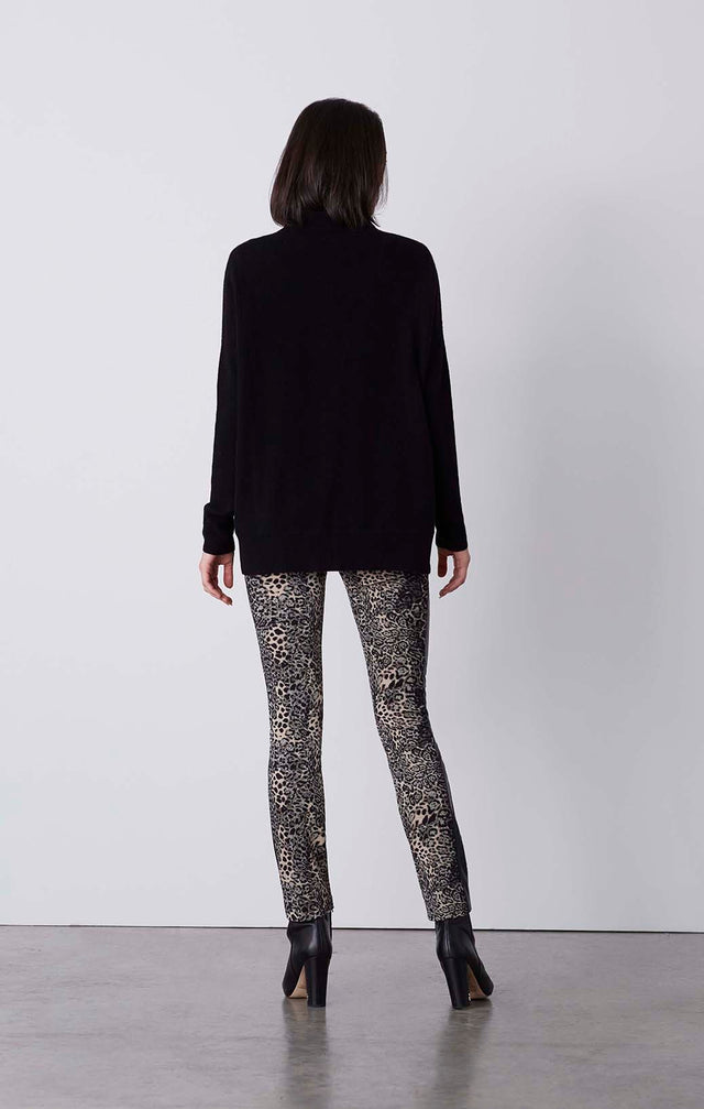 Ingrid-Blk - Black Cashmere Turtleneck - On Model