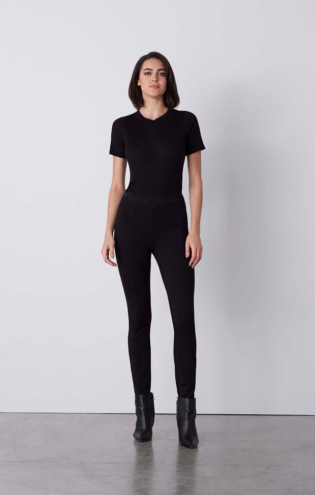 Lady Keith - Black Pull-On Ponte-Knit Stirrup Leggings - On Model