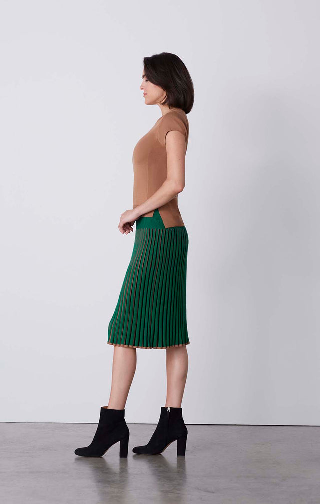 Normandie - Silk & Cashmere Cap Sleeve Sweater - On Model