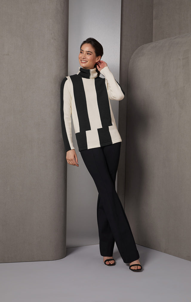 Reset - Jersey Intarsia Turtleneck In Organic Cotton - On Model, Look