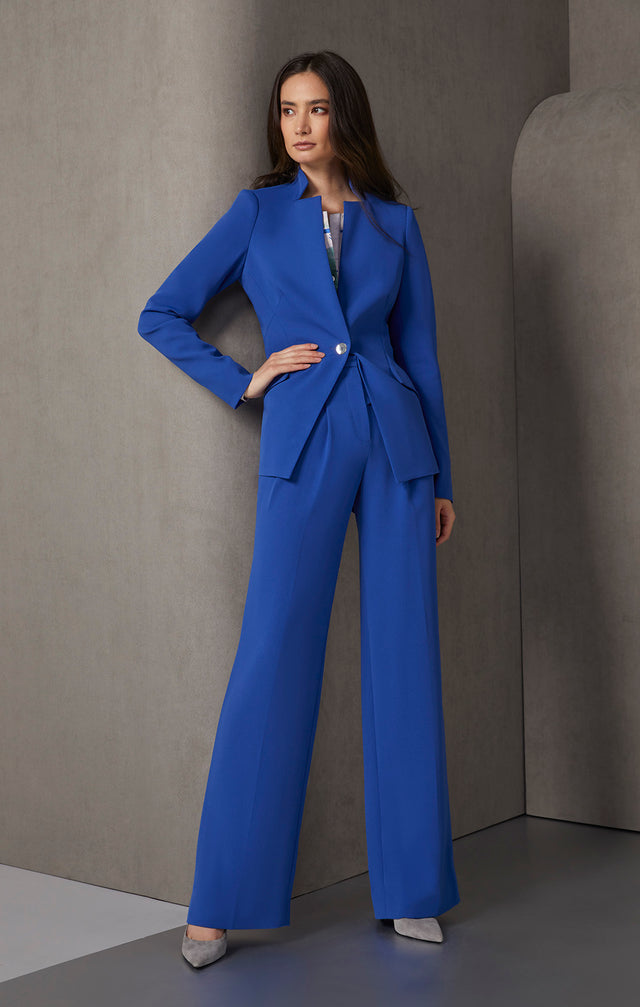Stratosphere - Cutout Blazer In Japanese Crêpe - On Model, Look