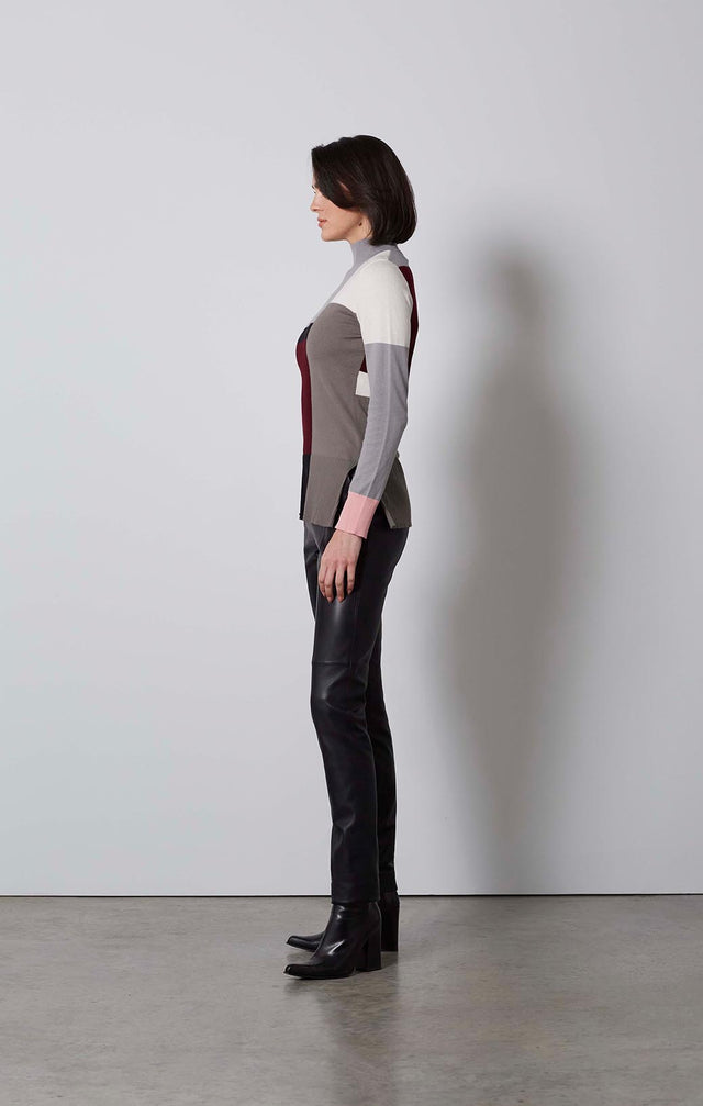 CUBISM-SILK-SOFTENED COLORBLOCK SWEATER-5-KN-2229-ON MODEL