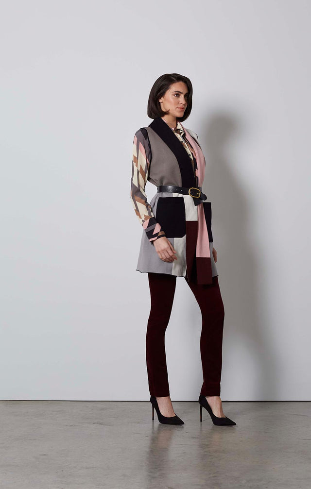 CUBISM-SILK-SOFTENED COLORBLOCK SWEATER VEST-5-KN-1778-ON MODEL