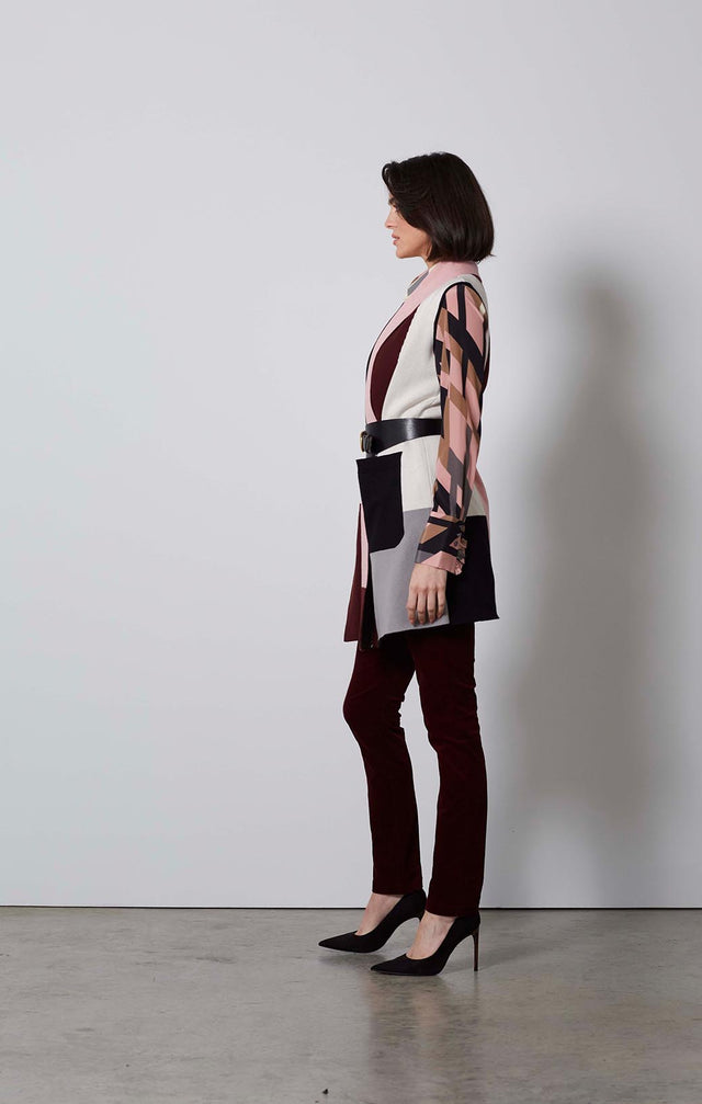 CUBISM-SILK-SOFTENED COLORBLOCK SWEATER VEST-5-KN-1778-ON MODEL