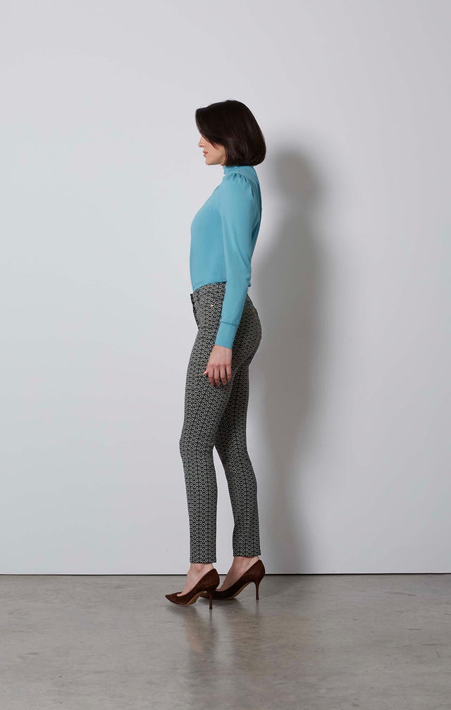 FANTASIA-EUROPEAN JACQUARD JEANS-1-PT-1765-ON MODEL