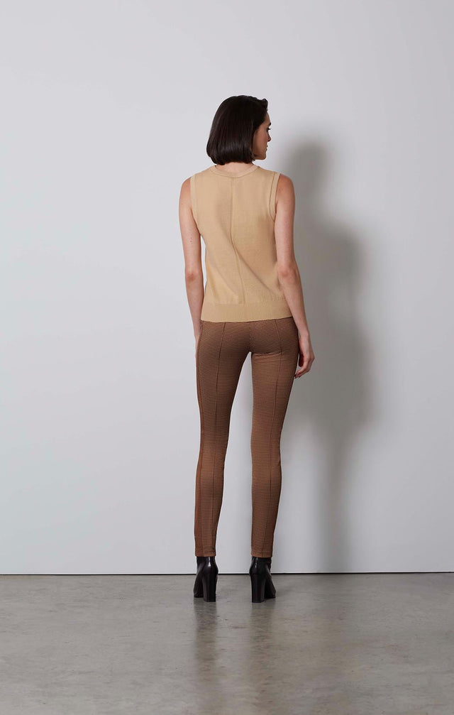 PREMIUM-ULTRAFINE MERINO KNIT SHELL-1-KN-1906-ON MODEL