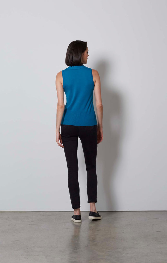 STAR QUARTZ-RIBBED CASHMERE KNIT SHELL-1-KN-1687-ON MODEL