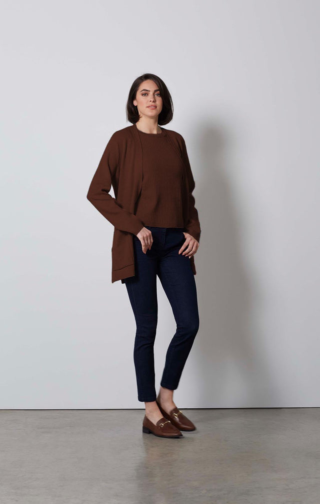 TOWNHOUSE-CASHMERE SOFTENED CARDIGAN-1-KN-1900-ON MODEL