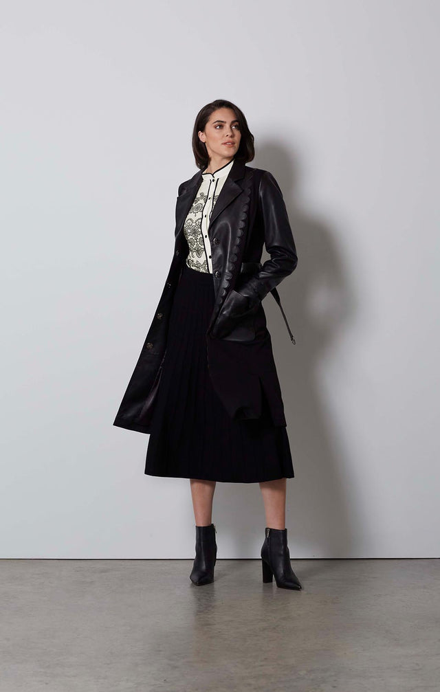 VANGUARD-SCALLOPED LEATHER & PONTE TRENCH-5-JK-1710-ON MODEL