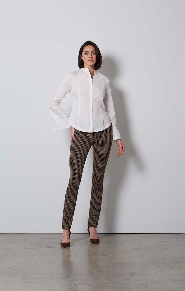 WHITNEY-WHITE STRETCH POPLIN SHIRT-5-TP-1797-ON MODEL