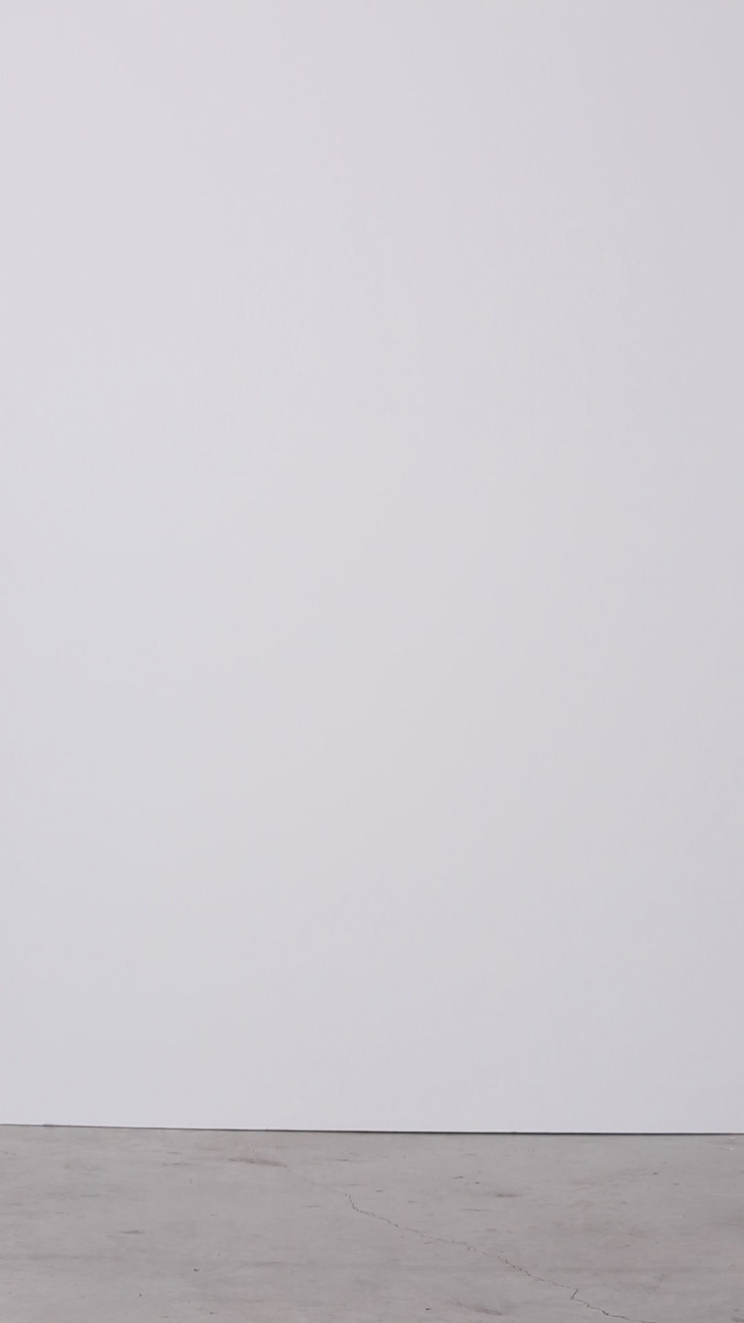 Ecom video: Villanelle sweater
